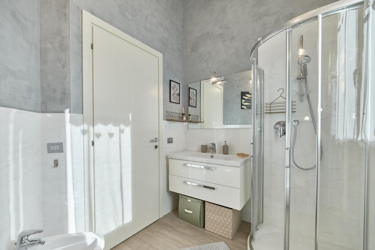 Warda A12 Apartment Дезенцано-дель-Гарда Экстерьер фото